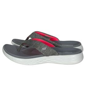 Skechers On The Go Goga Max Flip Flops Sandals Thong Gray Pink Comfort Sz 7